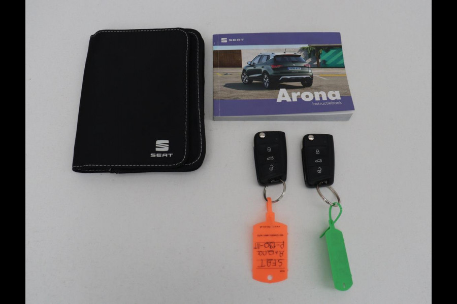 Seat Arona 1.0 TSI FR Business Intense | LED | Stoelverwarming | Camera | Adaptive Cruise | Carplay | DAB