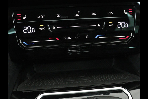 Volkswagen Passat 1.4 TSI PHEV GTE Business | Adaptive Cruise | Stoelverwarming | Trekhaak | Carplay | Massage | Camera