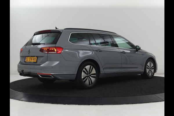 Volkswagen Passat 1.4 TSI PHEV GTE Business | Adaptive Cruise | Stoelverwarming | Trekhaak | Carplay | Massage | Camera