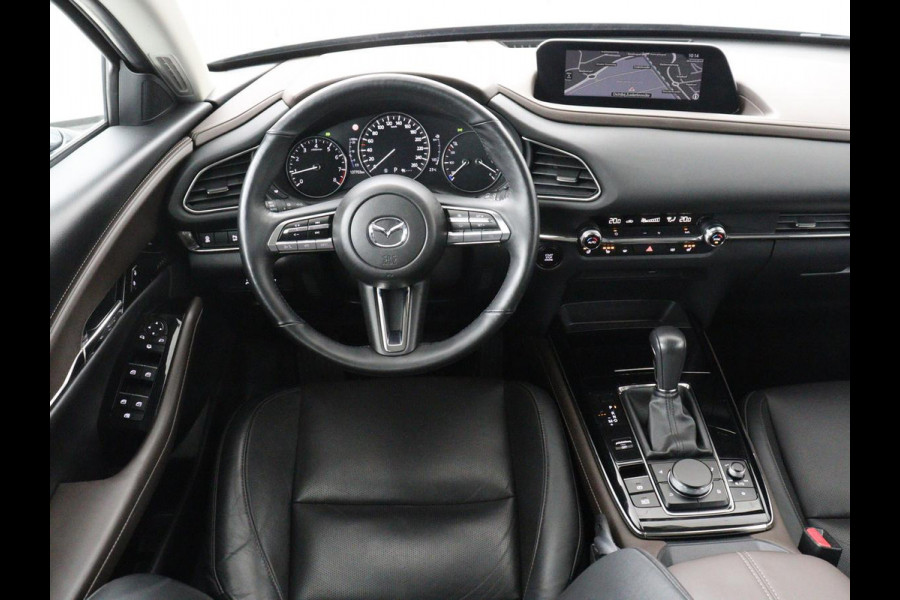Mazda CX-30 2.0 e-SkyActiv-G M Hybrid Comfort | Leder | Stoel & Stuurverwarming | Adaptive Cruise | Trekhaak | Head-up | Camera
