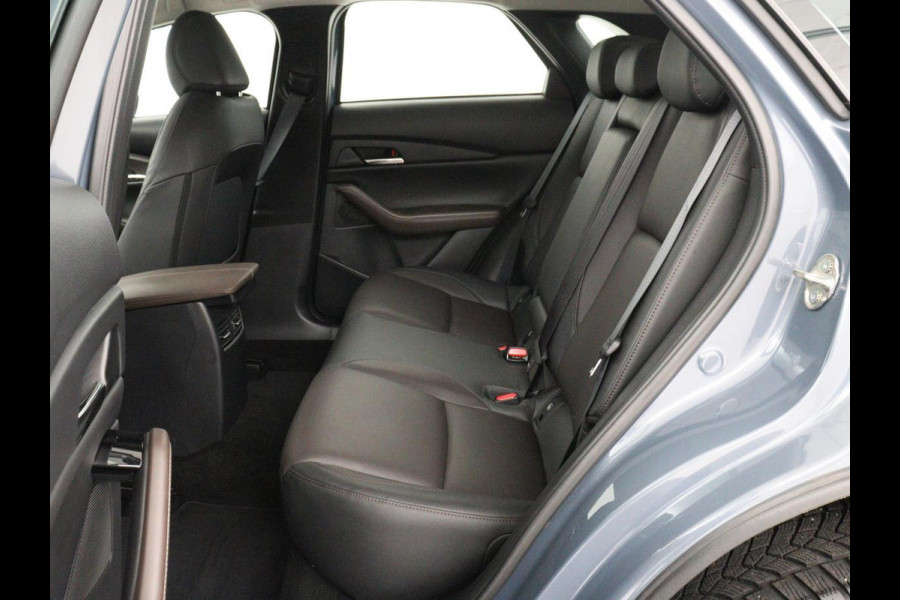 Mazda CX-30 2.0 e-SkyActiv-G M Hybrid Comfort | Leder | Stoel & Stuurverwarming | Adaptive Cruise | Trekhaak | Head-up | Camera
