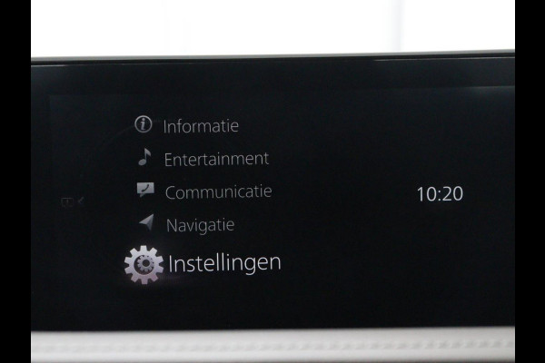 Mazda CX-30 2.0 e-SkyActiv-G M Hybrid Comfort | Leder | Stoel & Stuurverwarming | Adaptive Cruise | Trekhaak | Head-up | Camera