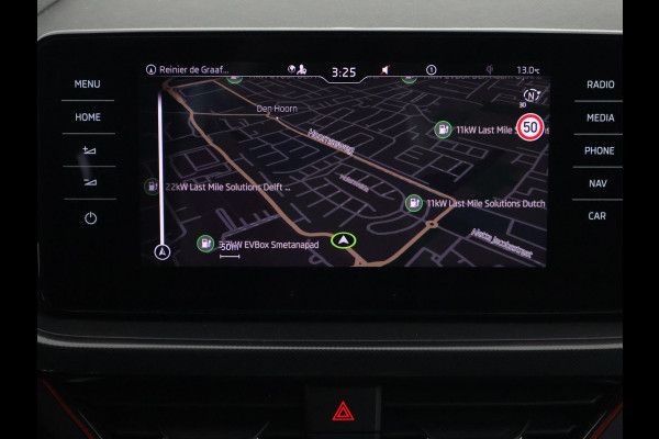 Škoda SCALA 1.0 TSI Sport Business Automaat | Panoramadak | Navigatie | Apple Carplay & AndroidAUTO | Camera