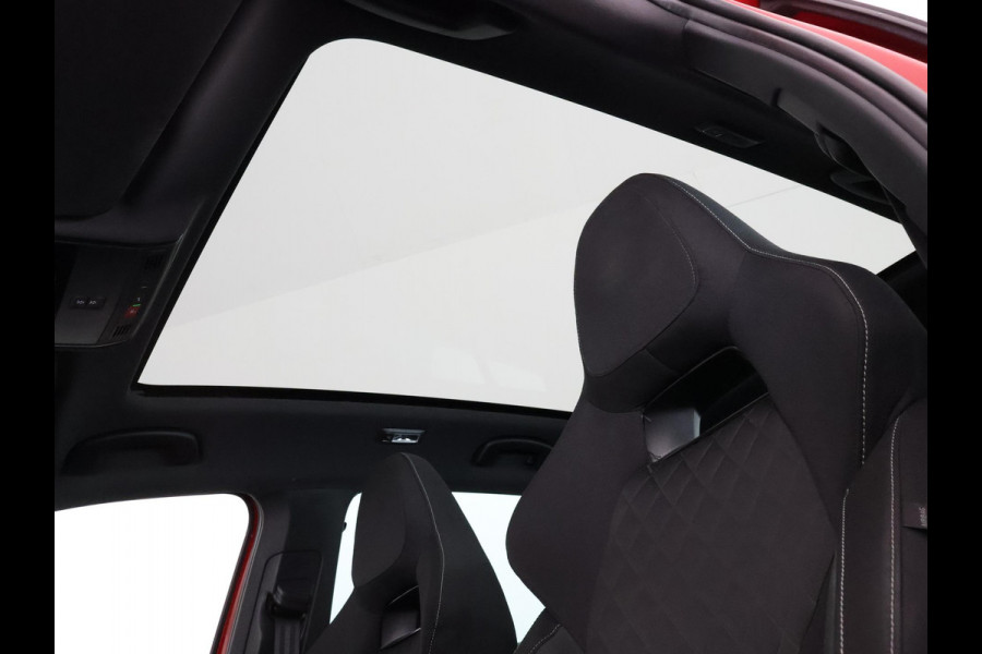 Škoda SCALA 1.0 TSI Sport Business Automaat | Panoramadak | Navigatie | Apple Carplay & AndroidAUTO | Camera