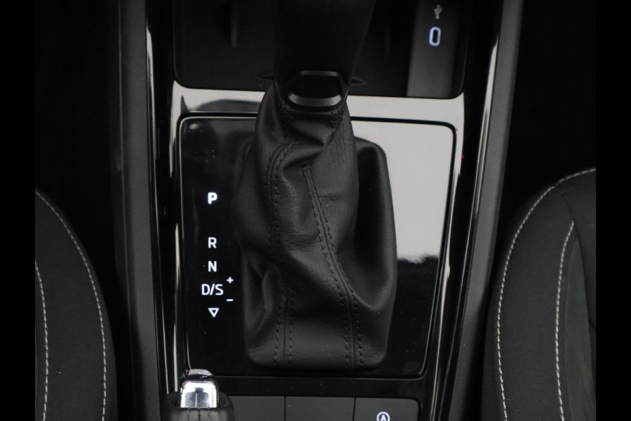 Škoda SCALA 1.0 TSI Sport Business Automaat | Panoramadak | Navigatie | Apple Carplay & AndroidAUTO | Camera