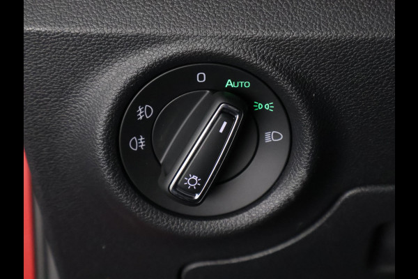 Škoda SCALA 1.0 TSI Sport Business Automaat | Panoramadak | Navigatie | Apple Carplay & AndroidAUTO | Camera