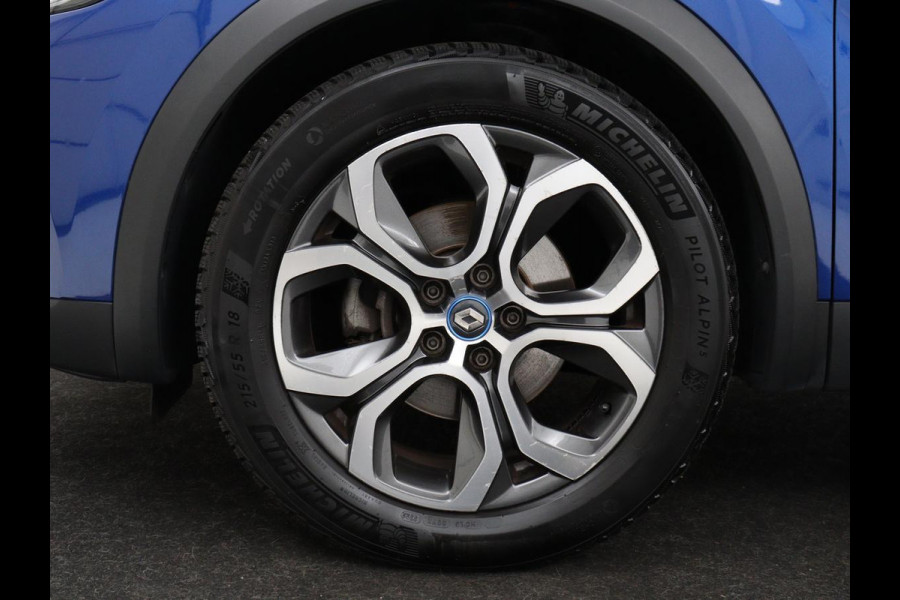 Renault Captur 1.6 E-Tech Plug-in Hybrid 160 Intens | Panoramadak | Cruise Control | Trekhaak | Camera | LED | Navigatie