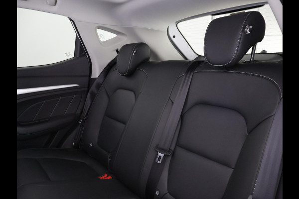 MG Mg Zs EV Luxury 45 kWh Dual Tone | Apple Carplay & AndroidAUTO | Stoelverwarming | Camera |