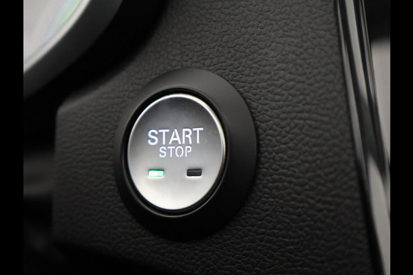 MG Mg Zs EV Luxury 45 kWh Dual Tone | Apple Carplay & AndroidAUTO | Stoelverwarming | Camera |