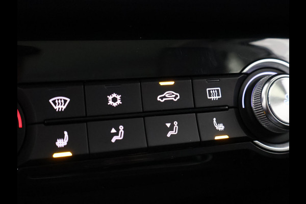 MG Mg Zs EV Luxury 45 kWh Dual Tone | Apple Carplay & AndroidAUTO | Stoelverwarming | Camera |