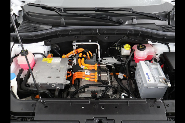 MG Mg Zs EV Luxury 45 kWh Dual Tone | Apple Carplay & AndroidAUTO | Stoelverwarming | Camera |