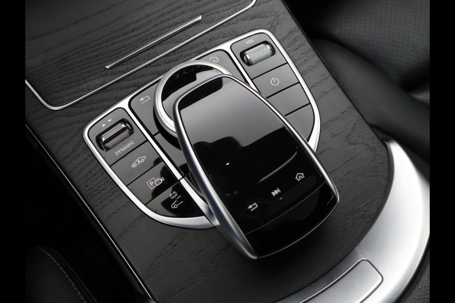 Mercedes-Benz C-Klasse Estate 300e 320 PK PLUG-IN - AMG NIGHT + BURMESTER | LUCHTVERING | PANORAMA | DISTRONIC+ | SFEERVERL.