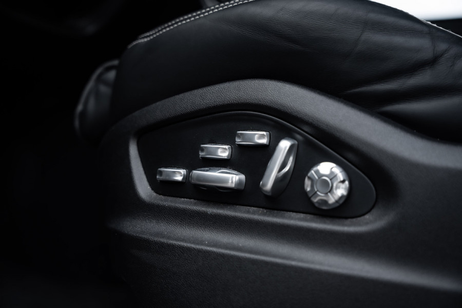 Porsche Cayenne Coupé 4.0 GTS - Sport Chrono | Panorama | Bose | Luchtvering