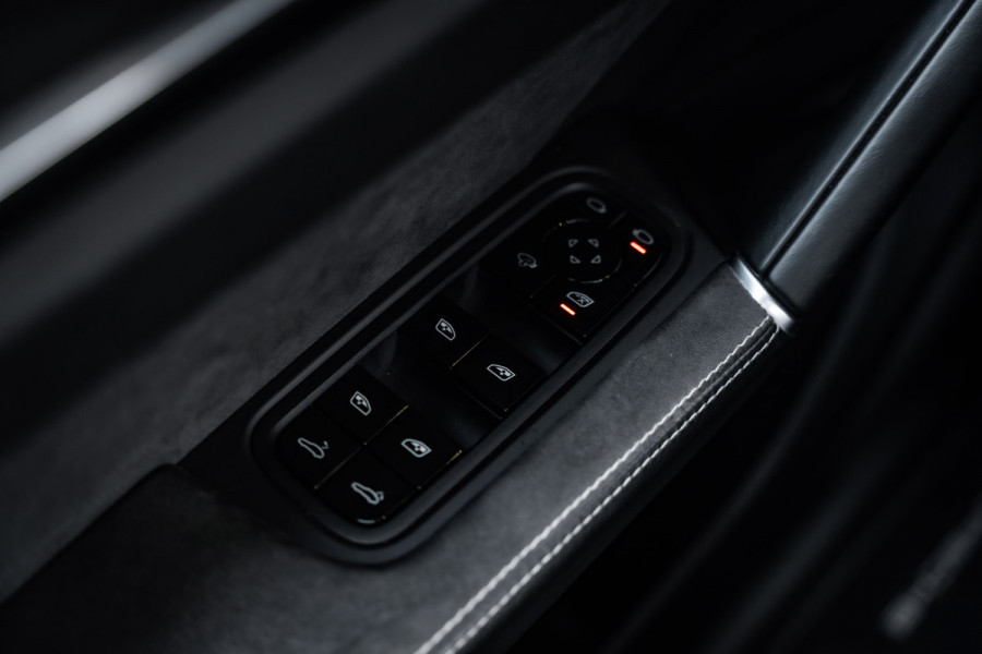 Porsche Cayenne Coupé 4.0 GTS - Sport Chrono | Panorama | Bose | Luchtvering