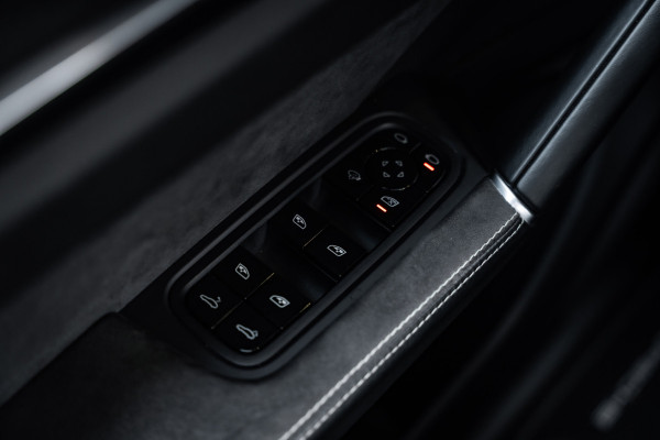 Porsche Cayenne Coupé 4.0 GTS - Sport Chrono | Panorama | Bose | Luchtvering