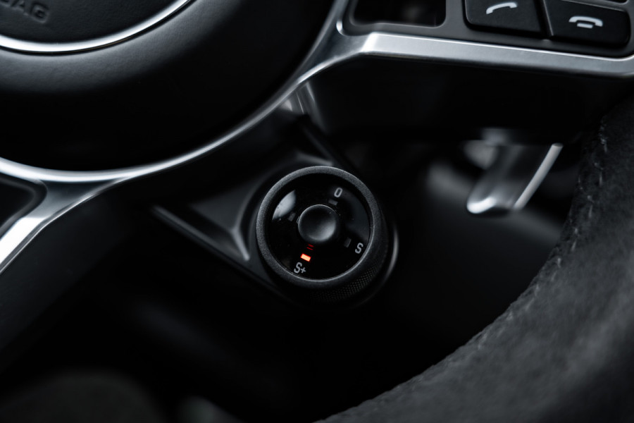 Porsche Cayenne Coupé 4.0 GTS - Sport Chrono | Panorama | Bose | Luchtvering