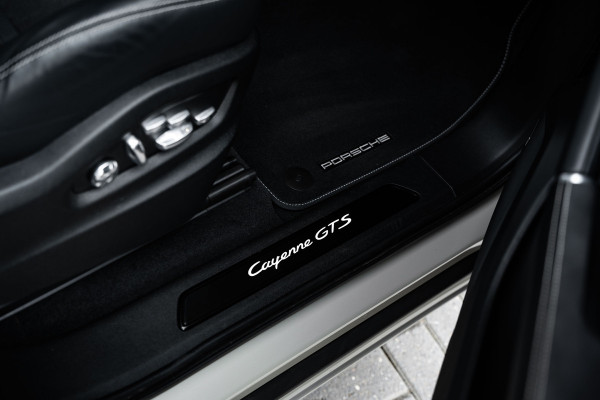 Porsche Cayenne Coupé 4.0 GTS - Sport Chrono | Panorama | Bose | Luchtvering