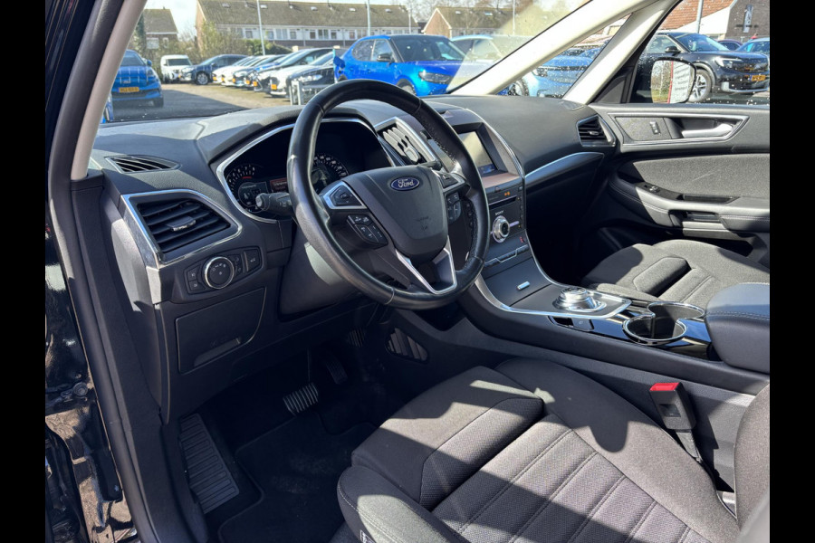 Ford S-Max 2.5 FHEV Titanium 190pk | AGR-stoelen | Adaptive cruise control | Sony audio | Achteruitrijcamera | Stoelverwarming | SYNC 3 Navigatie | Complete historie