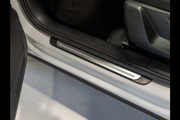 Audi Q2 35 TFSI Advanced edition / 150pk / Stoelverwarming / Adaptieve cruise control / Elektrische achterklep /