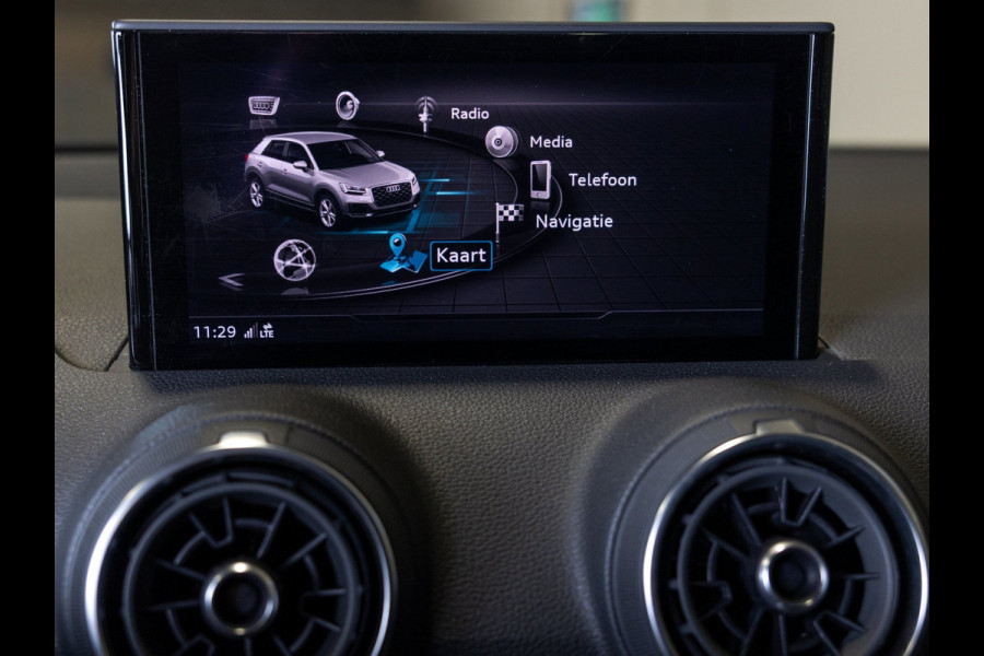 Audi Q2 35 TFSI Advanced edition / 150pk / Stoelverwarming / Adaptieve cruise control / Elektrische achterklep /