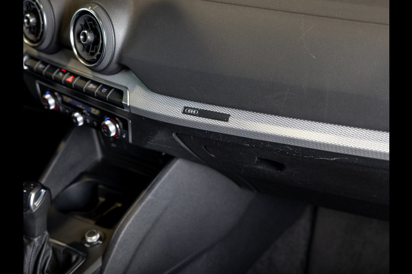 Audi Q2 35 TFSI Advanced edition / 150pk / Stoelverwarming / Adaptieve cruise control / Elektrische achterklep /