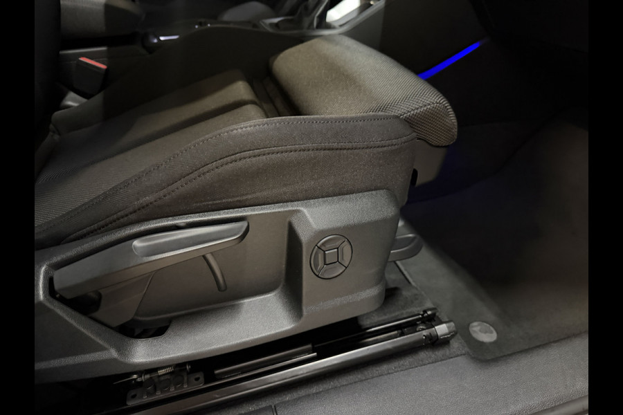 Audi Q3 35 TFSI Advanced | Panoramadak | Elektr. trekhaak | Sfeerverlichting | B&O | Camera | Full LED | Carplay