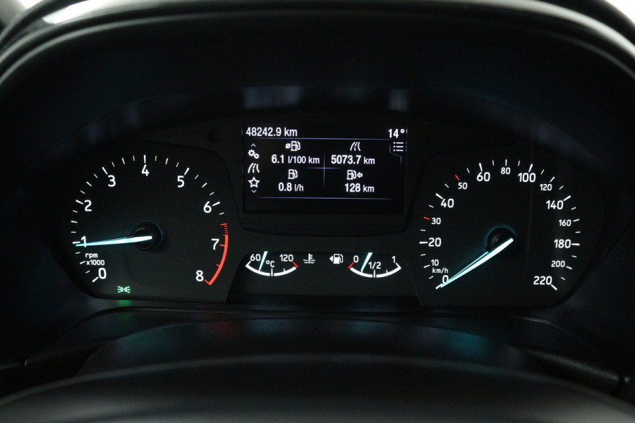 Ford Fiesta 1.0 EcoBoost ST-Line (TREKHAAK, STOEL/STUUR VERWARMING, CAMERA, LANE-ASSIST, CRUISE CONTROL)