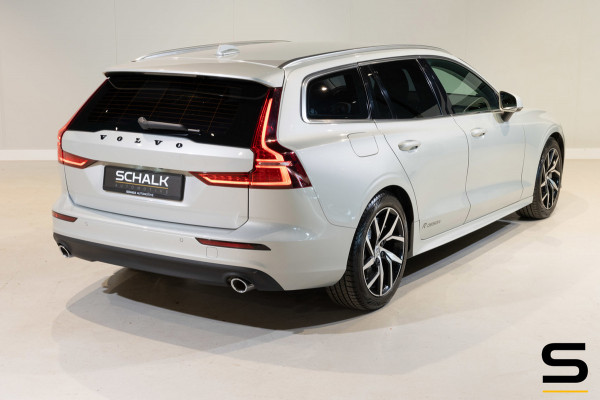 Volvo V60 2.0 T5 Momentum|NAP|Rdesign|Leder|Cam|Stoelverwarm