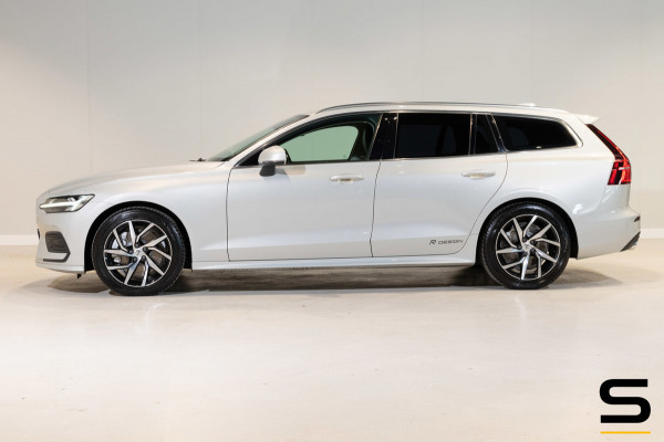 Volvo V60 2.0 T5 Momentum|NAP|Rdesign|Leder|Cam|Stoelverwarm