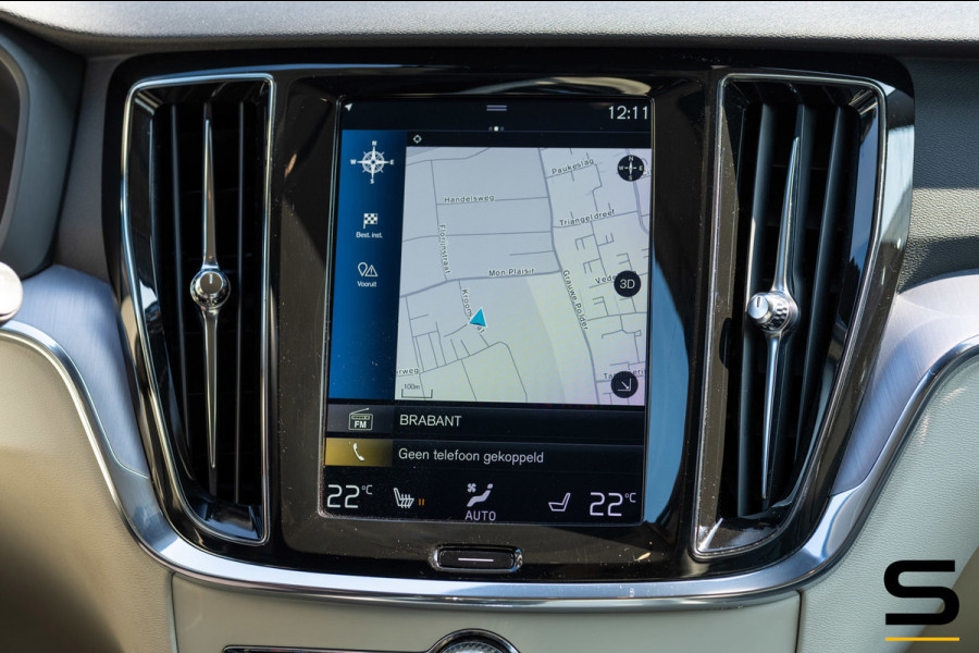 Volvo V60 2.0 T5 Momentum|NAP|Rdesign|Leder|Cam|Stoelverwarm