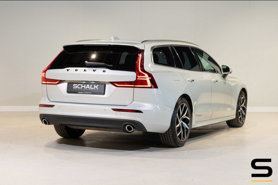 Volvo V60 2.0 T5 Momentum|NAP|Rdesign|Leder|Cam|Stoelverwarm