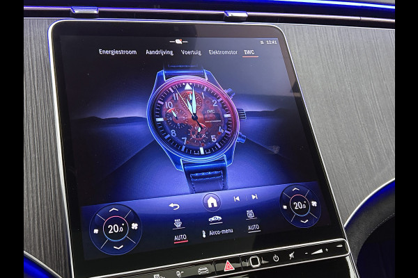Mercedes-Benz EQE AMG 43 4MATIC 90 kWh Panoramadak | Memory Pakket | Rode gordels |  Burmester Inclusief 24 maanden Mercedes-Benz Certified garantie voor Europa.