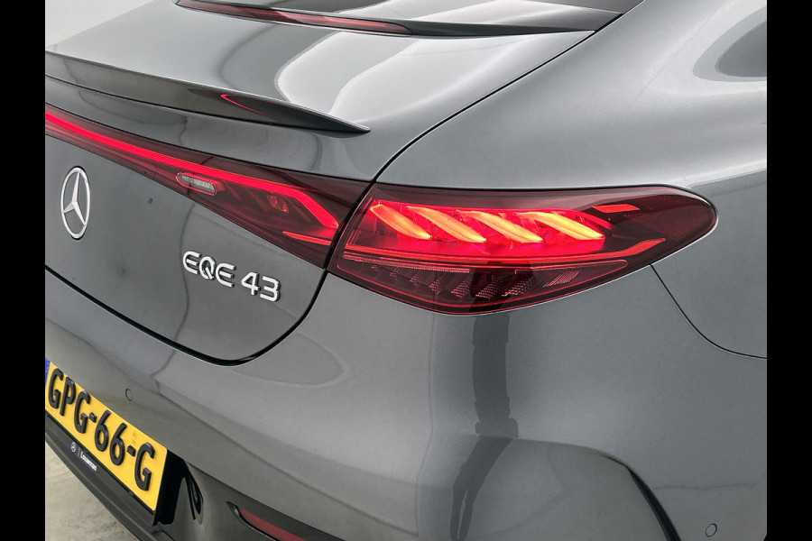Mercedes-Benz EQE AMG 43 4MATIC 90 kWh Panoramadak | Memory Pakket | Rode gordels |  Burmester Inclusief 24 maanden Mercedes-Benz Certified garantie voor Europa.