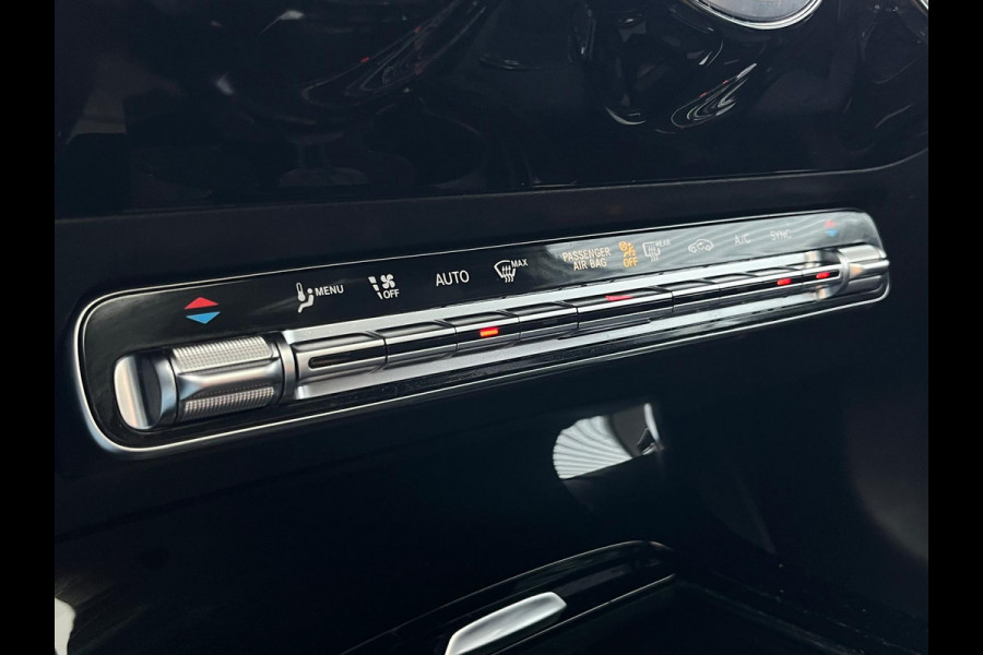 Mercedes-Benz A-Klasse 180 Business Solution AMG panorama dak night sfeer licht vol vol