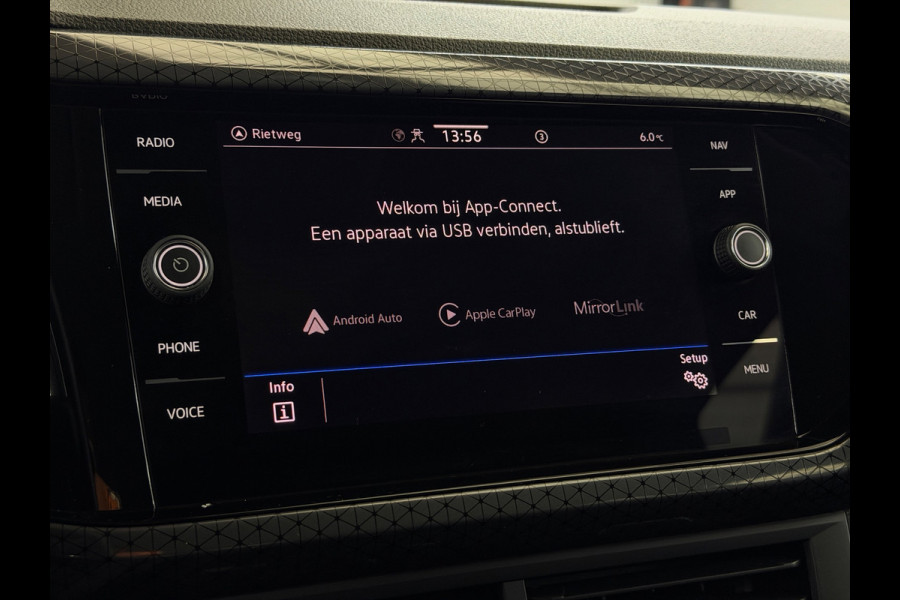 Volkswagen T-Cross 1.0 TSI R-line CarPlay Camera