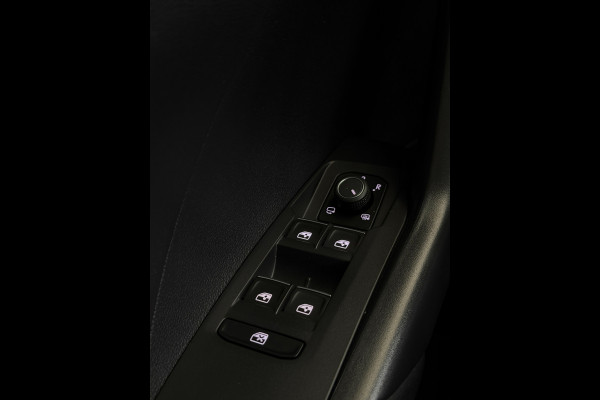 Volkswagen T-Cross 1.0 TSI R-line CarPlay Camera