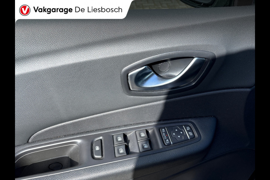Renault Captur 1.2 TCe Intens,navi,camera,stoelverw,cruisec,trekhaak,boeken
