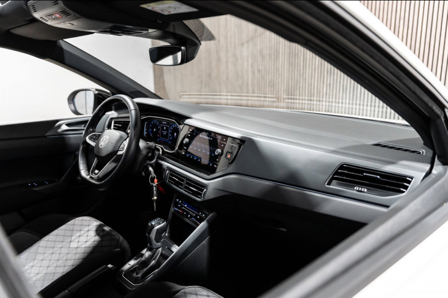 Volkswagen Taigo 1.0 TSI R-Line DSG IQ PANO LED