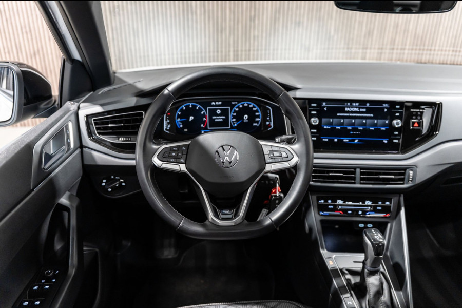 Volkswagen Taigo 1.0 TSI R-Line DSG IQ PANO LED