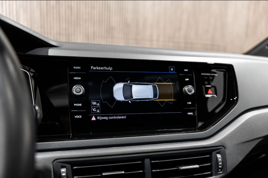 Volkswagen Taigo 1.0 TSI R-Line DSG IQ PANO LED