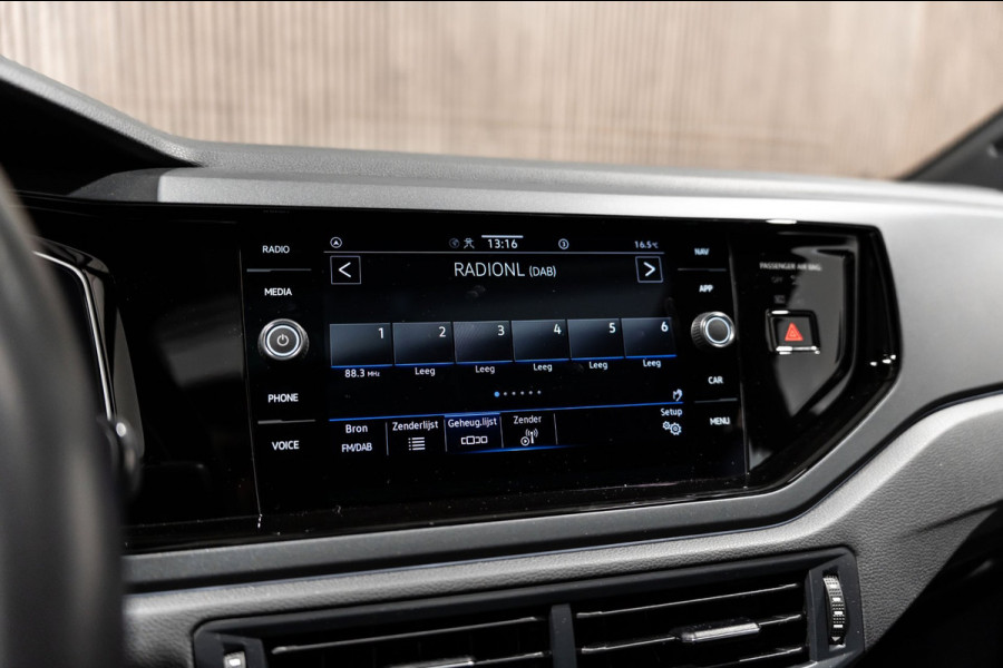 Volkswagen Taigo 1.0 TSI R-Line DSG IQ PANO LED