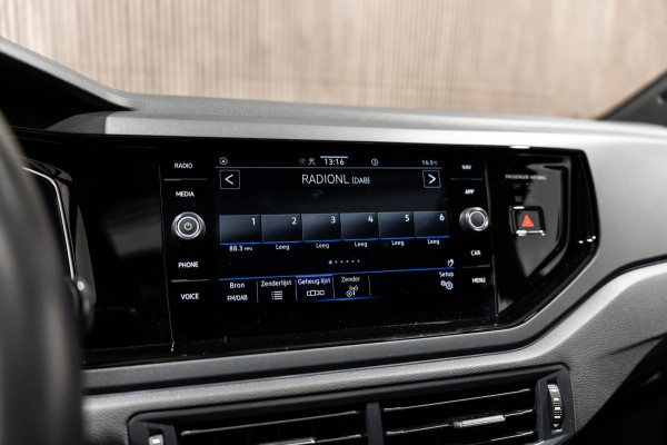 Volkswagen Taigo 1.0 TSI R-Line DSG IQ PANO LED