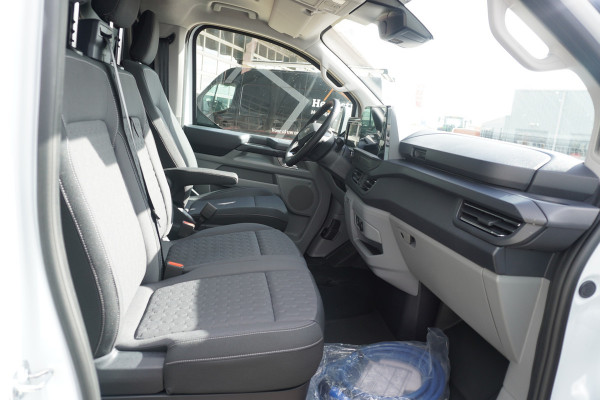 Ford E-Transit Cust. 320L L2H1 Limited 65 kWh Automaat met Powerpack Nr. V019 | Airco | Cruise | Apple CP- Android auto | Trekhaak