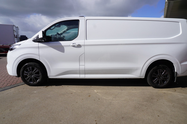 Ford E-Transit Cust. 320L L2H1 Limited 65 kWh Automaat met Powerpack Nr. V044 | Airco | Cruise | Apple CP- Android auto | Trekhaak