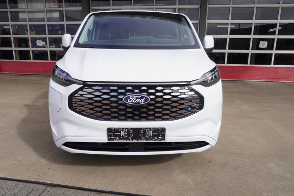Ford E-Transit Cust. 320L L2H1 Limited 65 kWh Automaat met Powerpack Nr. V044 | Airco | Cruise | Apple CP- Android auto | Trekhaak