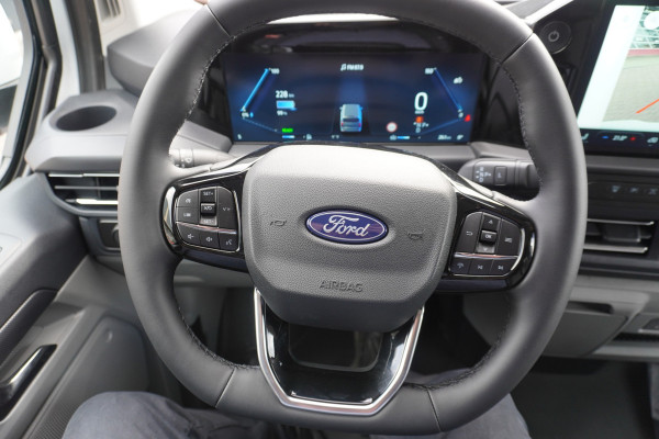 Ford E-Transit Cust. 320L L2H1 Limited 65 kWh Automaat met Powerpack Nr. V044 | Airco | Cruise | Apple CP- Android auto | Trekhaak