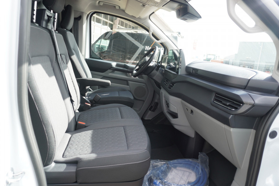 Ford E-Transit Cust. 320L L2H1 Limited 65 kWh Automaat met Powerpack Nr. V044 | Airco | Cruise | Apple CP- Android auto | Trekhaak
