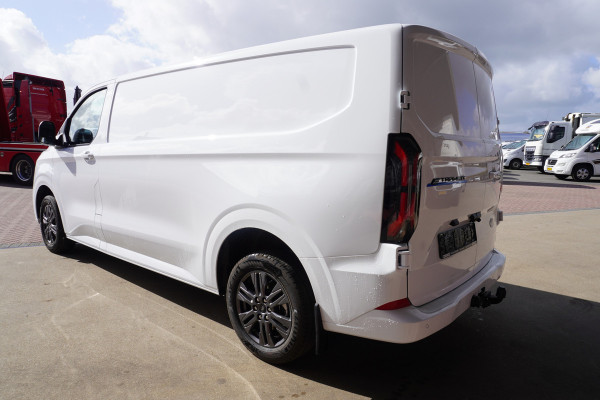 Ford E-Transit Cust. 320L L2H1 Limited 65 kWh Automaat met Powerpack Nr. V053 | Airco | Cruise | Apple CP- Android auto | Trekhaak