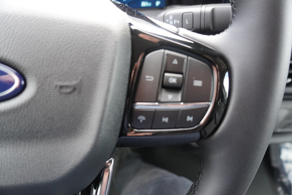 Ford E-Transit Cust. 320L L2H1 Limited 65 kWh Automaat met Powerpack Nr. V053 | Airco | Cruise | Apple CP- Android auto | Trekhaak