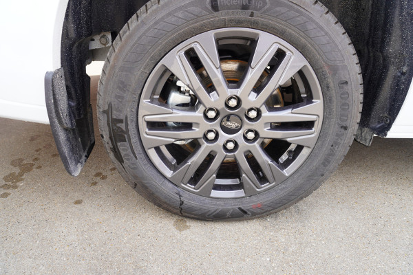 Ford E-Transit Cust. 320L L2H1 Limited 65 kWh Automaat met Powerpack Nr. V053 | Airco | Cruise | Apple CP- Android auto | Trekhaak